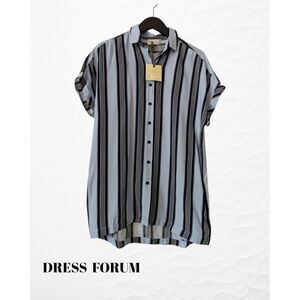 NWT  Dress Forum Los Angeles Button Down Striped Short Sleeve Top Sz L